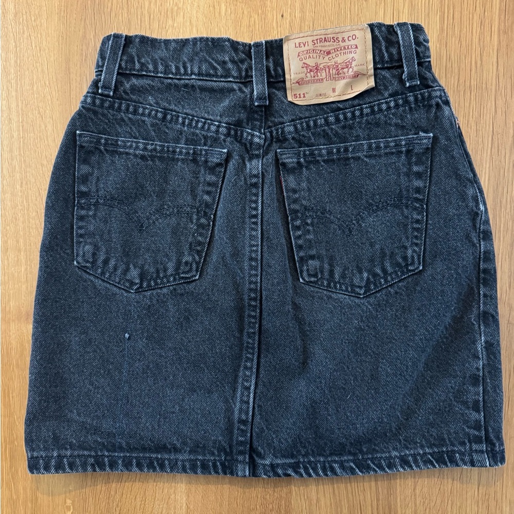 90s Levi’s skirt